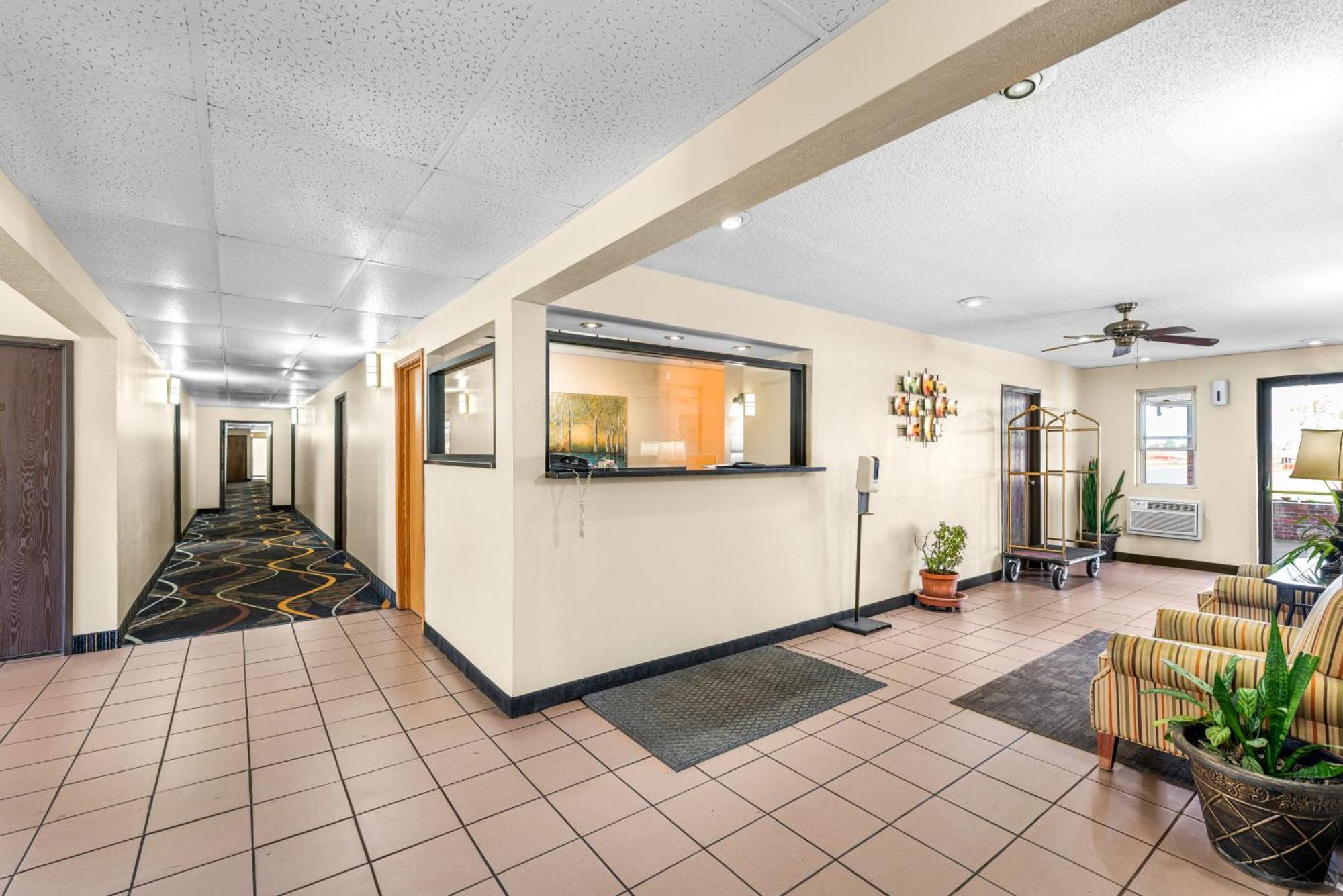 Americas Best Value Inn Decatur Exteriér fotografie